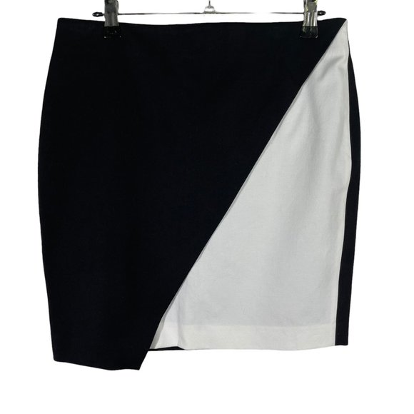 Banana Republic Skirts Banana Republic Mini Skirt 4 Black White